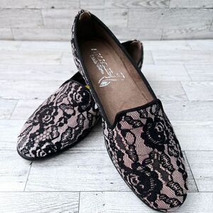 AEROSOLES Betunia Black Lace Loafer Flats Women's Size 6.5 NWT